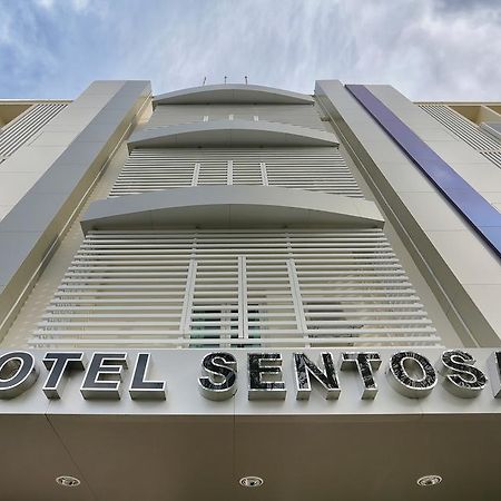 Hotel Sentosa Kuala Belait Exterior photo