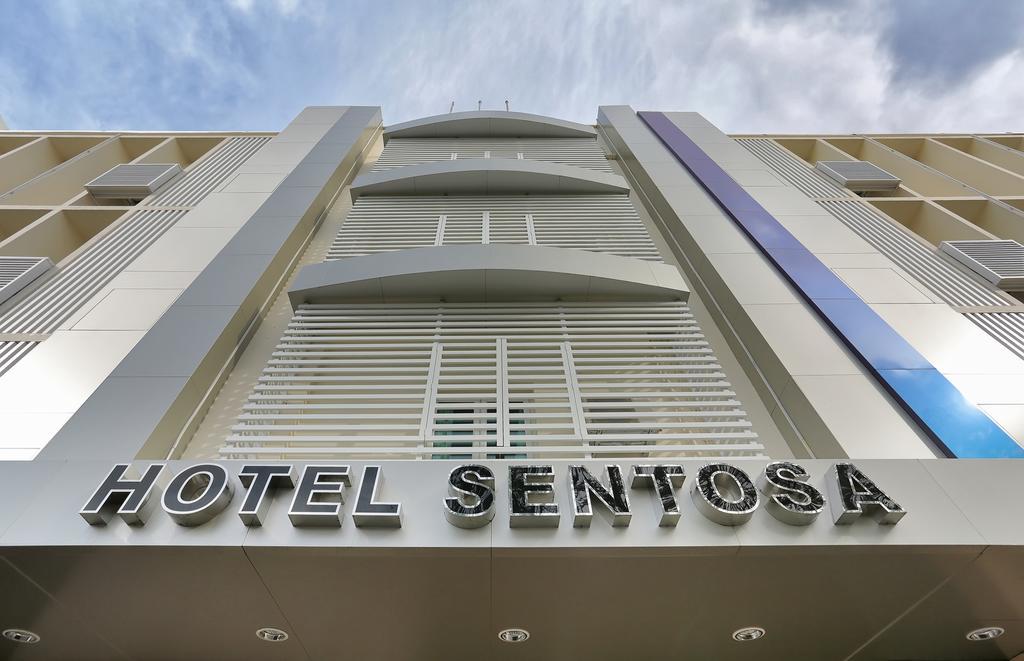 Hotel Sentosa Kuala Belait Exterior photo